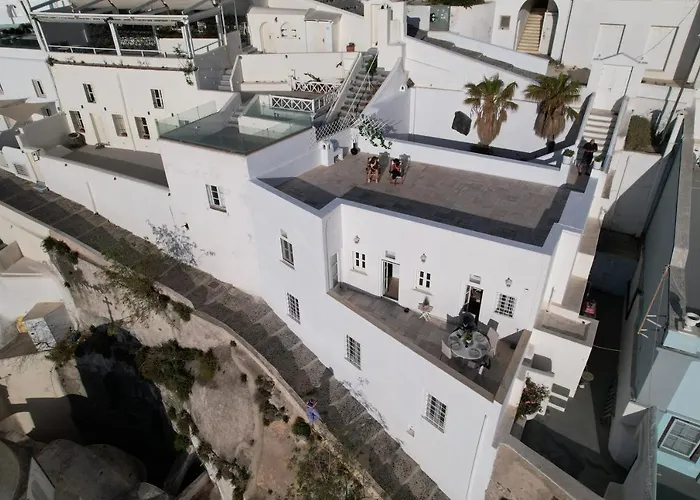 The Atlantis House